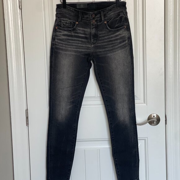 NWT Women's Buckle Black Fit No. 53 Skinny Black Denim - 28 - Picture 1 of 6